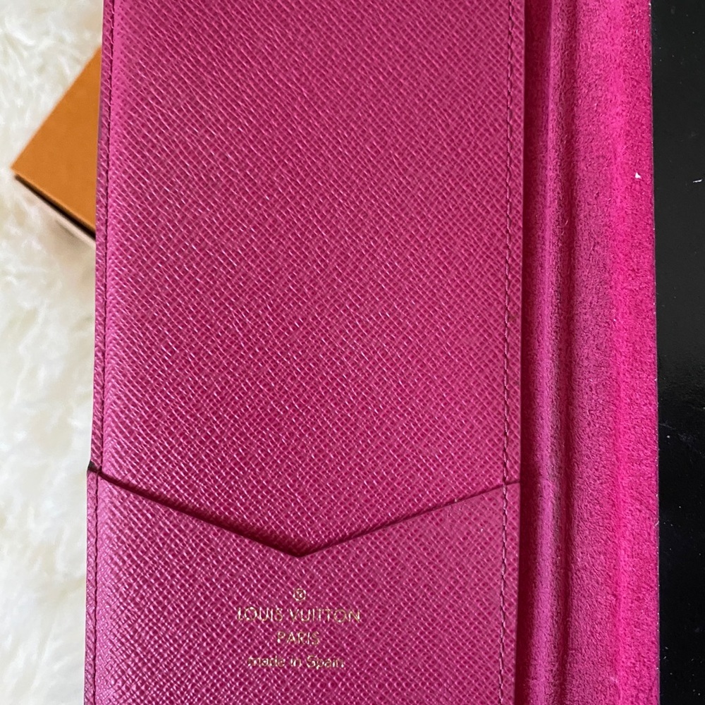 Authentic Louis Vuitton Iphone XS Max - Picture 4 of 5